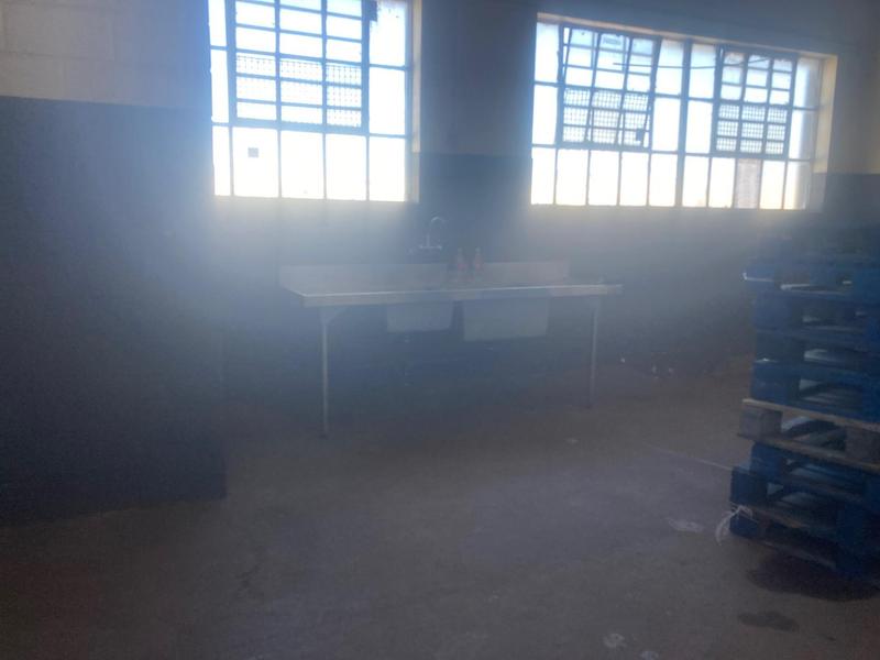 To Let Commercial Property for Rent in Sidwell Eastern Cape